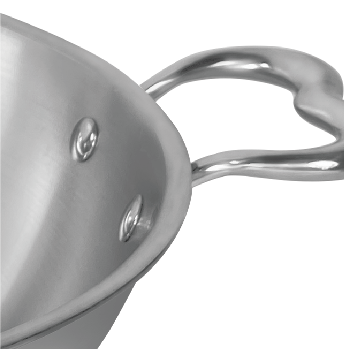 16 CM Heart Multilayer Composite Steel Aluminum Steel Single Handle Cooker with Lid (2L)